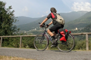 CICLOTURISMO COME POTENZIALITA' DI SVILUPPO